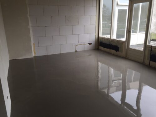 Huissen egaliseren vloer