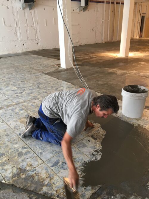 Nieuwe gietvloer Woerdman Kookkado in Gouda