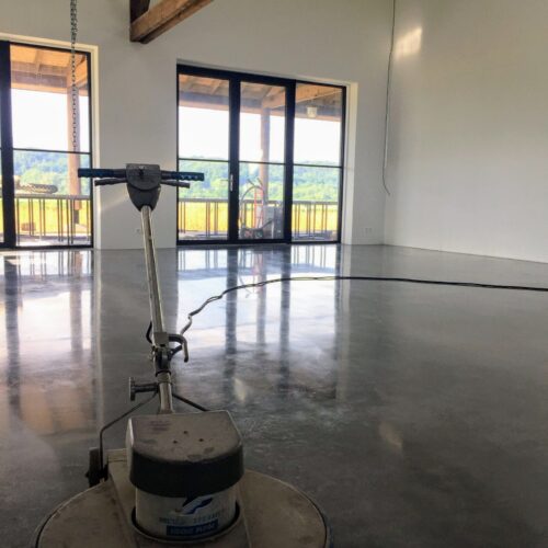 Nieuwe betonvloer in Persingen