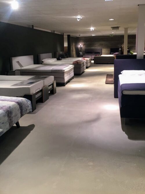 Cementgebonden gietvloer in Groesbeek