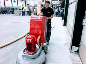 Lees meer over het artikel Coatingvloer fabriekshallen in Zevenaar