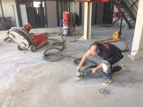 Betonvloer in Geesteren herstellen met epoxy coatingvloer