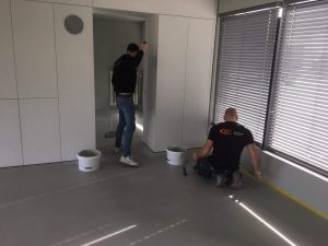 Lees meer over het artikel Bestaande PU-gietvloer overlakken Amsterdam