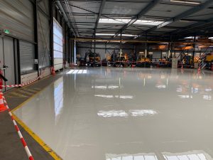 Lees meer over het artikel Van oude betonvloer naar industriële vloercoating
