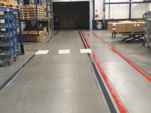 Lees meer over het artikel Belijning aanbrengen betonvloer Zeddam