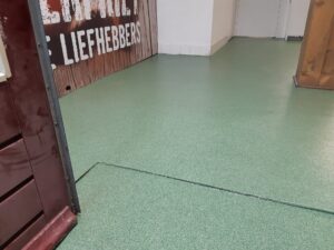 Lees meer over het artikel Cafetariavloer Groningen voldoet aan HACCP-eisen