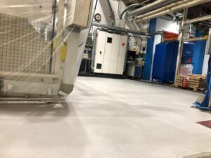 Lees meer over het artikel Fabrieksvloer met antislipsysteem Veenendaal