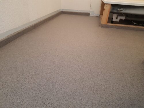 Nieuwe PMMA-vloer voor doucheruimte in Diemen