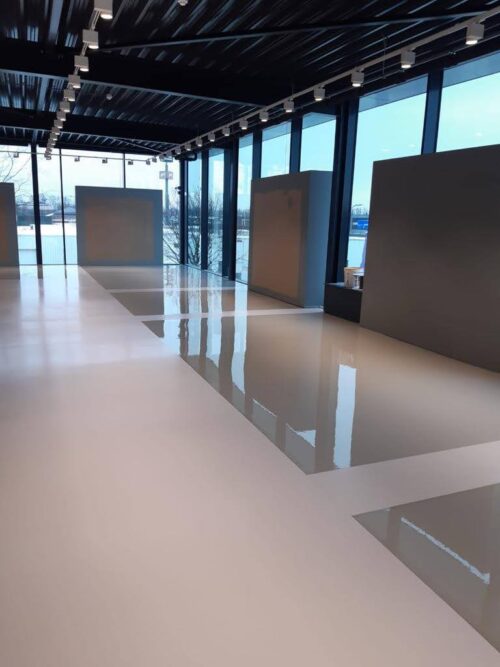 Zijdeglans rolcoatingvloer Prénatal Duiven