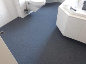 Lees meer over het artikel Antislip badkamervloer realiseren in Zevenaar