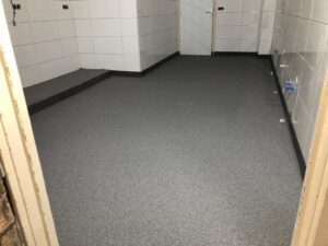 Lees meer over het artikel HACCP vloer aanbrengen viszaak Middelburg