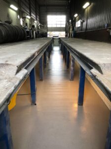 Lees meer over het artikel IJzersterk PMMA-vloersysteem voor Truck Center Oldenzaal