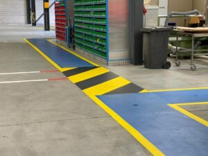 Lees meer over het artikel Belijning aanbrengen industrievloer Kronenberg