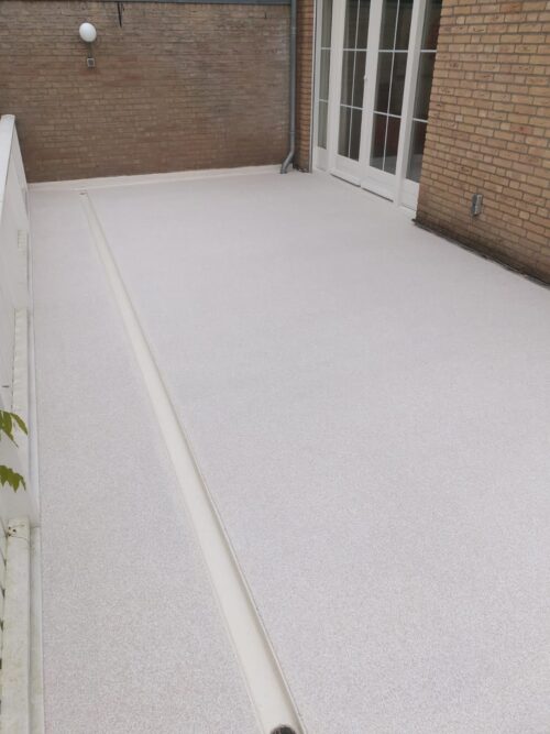 Terrasvloer renoveren met PMMA vloersysteem