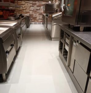 Lees meer over het artikel Vijf restaurantkeukens renoveren in één dag