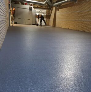 Lees meer over het artikel Vloer magazijn supermarkt Brakel renoveren