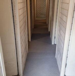 Lees meer over het artikel PMMA vloer berging en balkon Utrecht