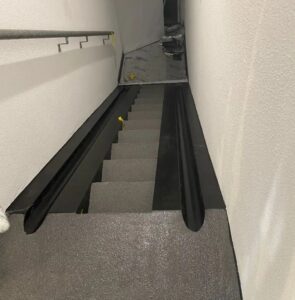 Lees meer over het artikel Antislip traptreden appartementencomplex Amsterdam