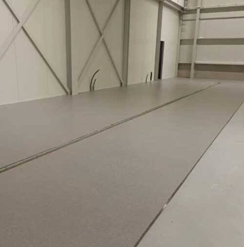 Productievloer Harderwijk renoveren met PMMA vloersysteem