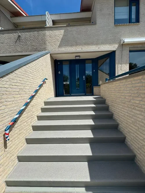 Traprenovatie Utrecht – PMMA antislipsysteem voor intensief buitenverkeer